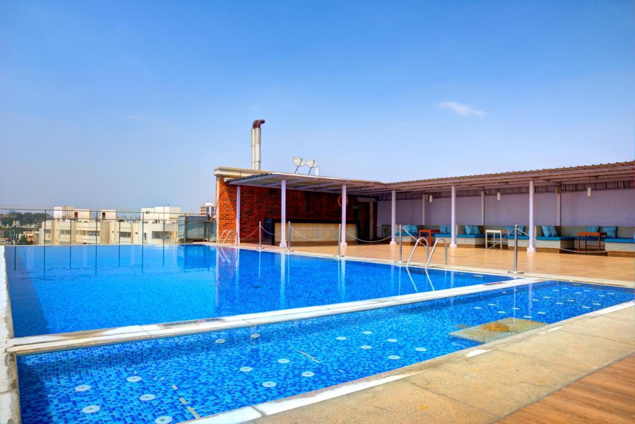 Hotel Royal Orchid Bangalore Esterno foto