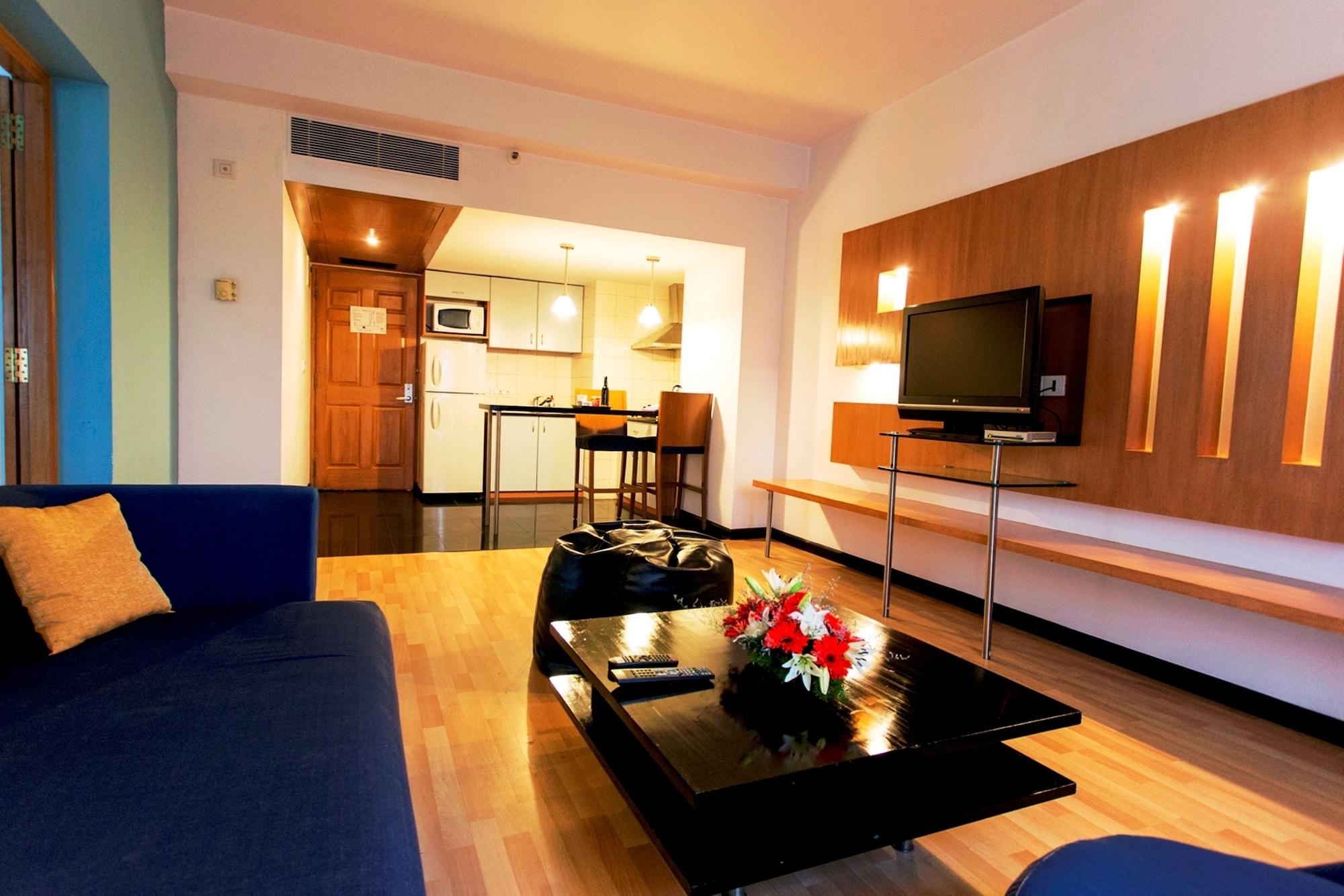 Hotel Royal Orchid Bangalore Esterno foto