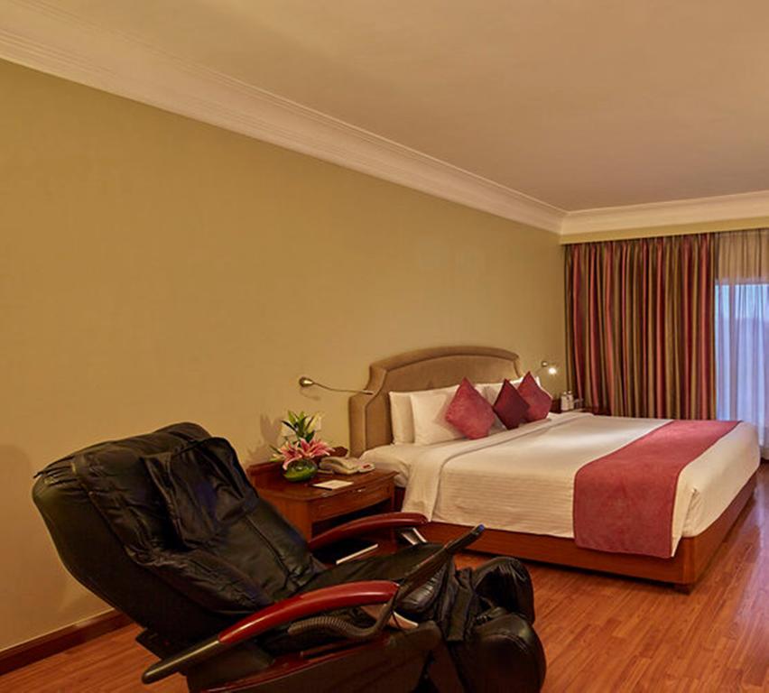 Hotel Royal Orchid Bangalore Esterno foto